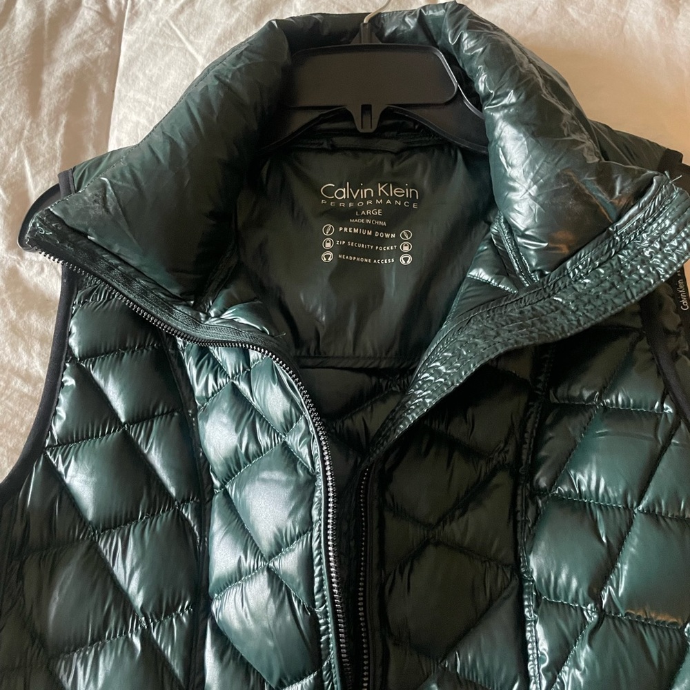 Calvin Klein Performance Down Puffer Quilted Vest… - image 2